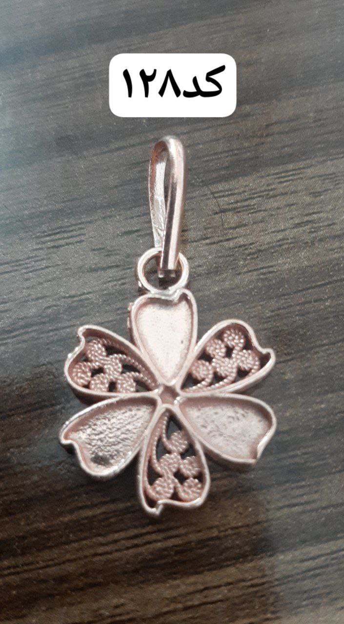 مدال (گردنبند) کد128